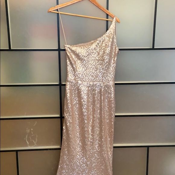 Dress the Population Sequined One-Shoulder Gown - Picture 4 of 9